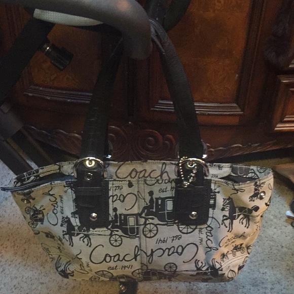 Woman Coach Bag - Picture 2 of 5